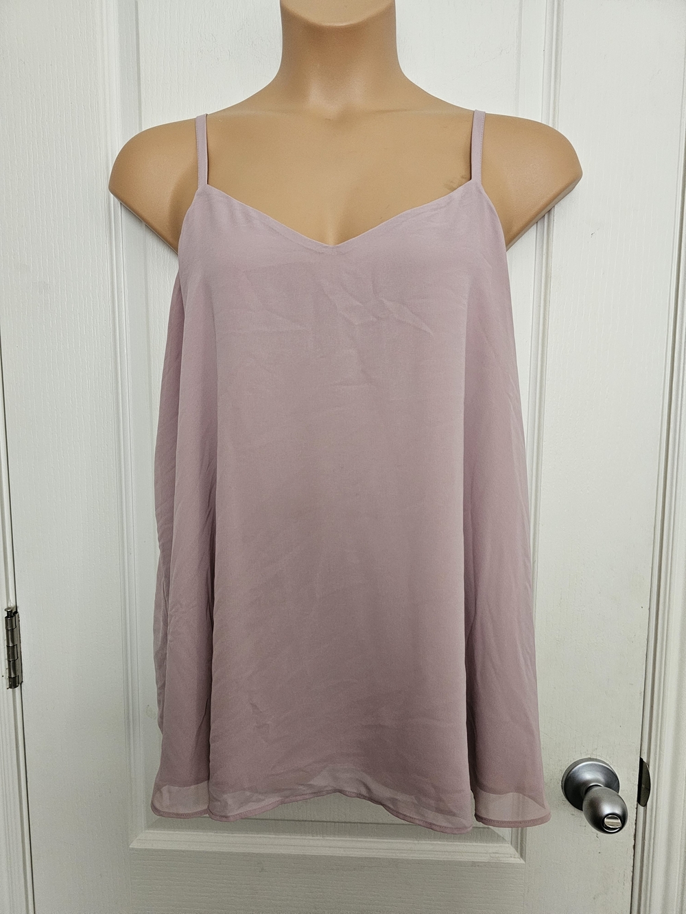 Torrid Sz 2 Dusty Mauve V-Neck Adjustable Strap Camisole - Picture 2 of 10
